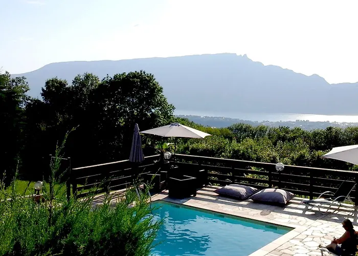 Hotel Logis Le Bellevue